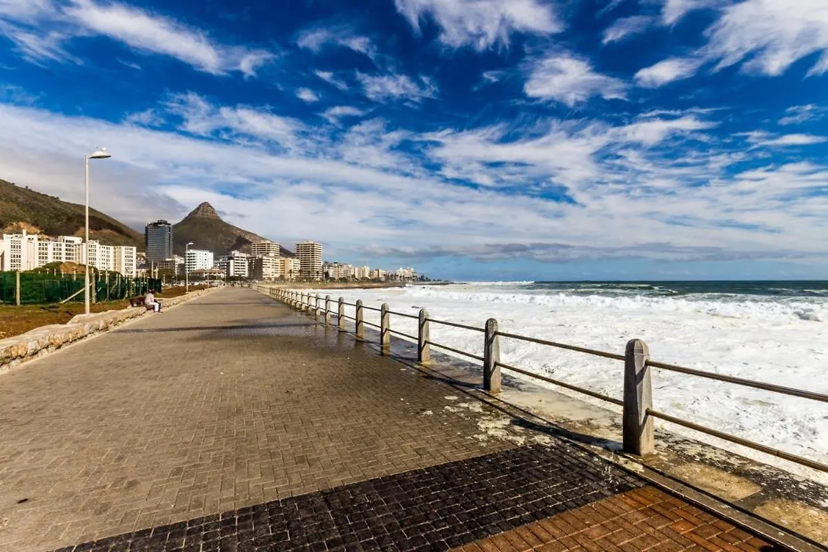 205 Marvol On Hall Sea Point Cape Town Apartment